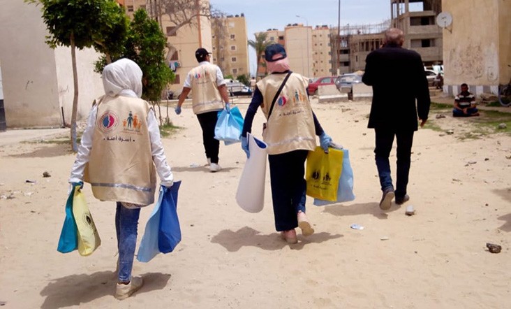 Youth distribute hygiene kits in North Sinai