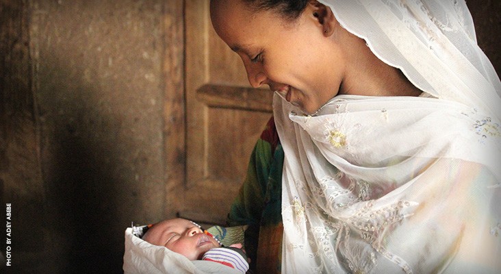 Image of Ethiopian mother and her newborn