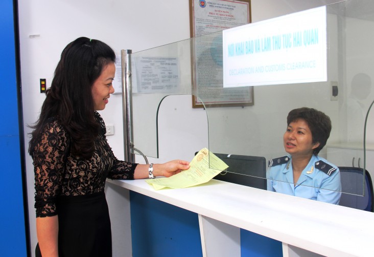 USAID is providing technical assistance to support Vietnam’s implementation of customs reform.