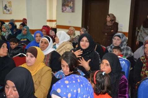 As part of the national FP campaigns implemented by J-CAP, women attend “edutainment” sessions to learn more about family planni