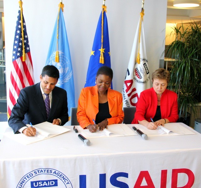 Signing the Call for Action on South Sudan