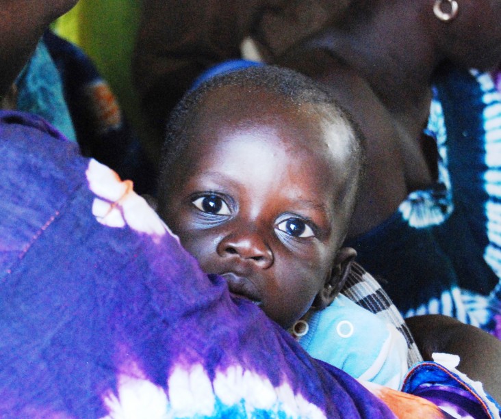 This baby and her mother benefited from Fatou Diouf’s care and the anti-hemorrhage drug misoprostol.