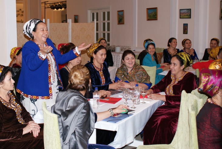 Group of 35 women participating in a seminar in Turkmenistan.