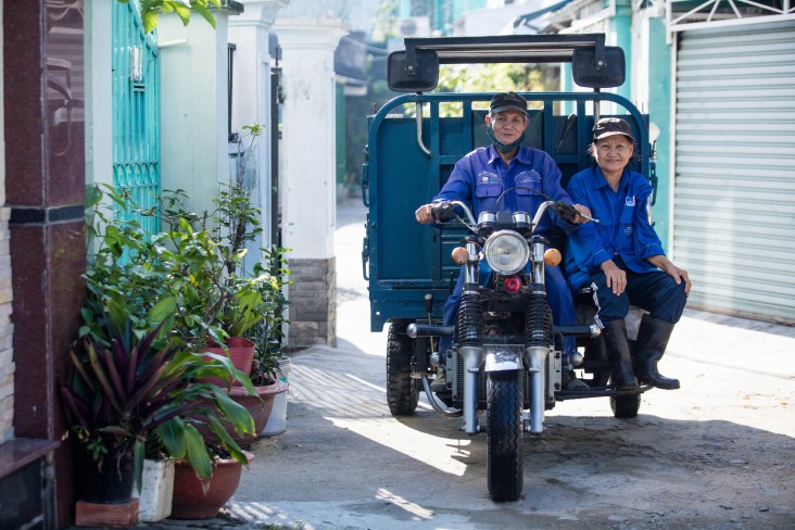 Independent waste collectors, like the couple shown here, play an important role in Vietnam’s waste management and recycling systems and are important partners in USAID’s efforts to combat ocean plastic pollution.