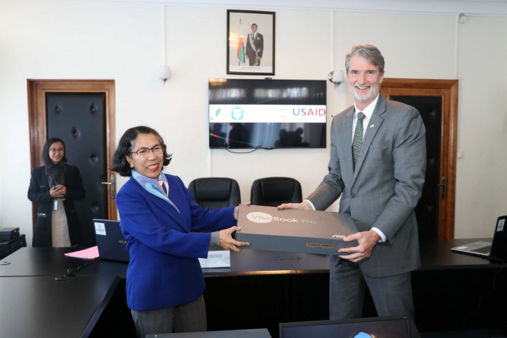 USAID's donation of computer equipment will improve Madagascar's financial management. 