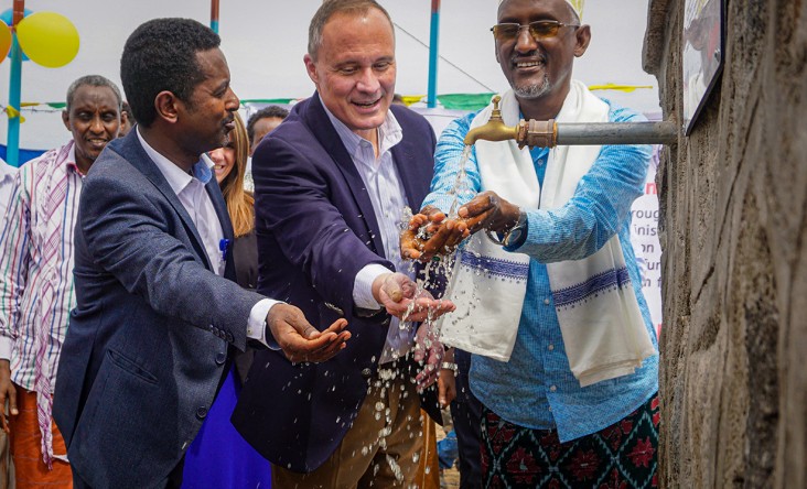 Image of Ambassador Michael Raynor opening new water project in Ethiopia