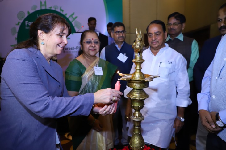 USAID/India Deputy Mission Director, Ramona El Hamzaoui  and A. Indrakaran Reddy, Honorable Minister for Forest & Environment, Science & Technology, Endowments and Laws, Government of Telangana at the event. 