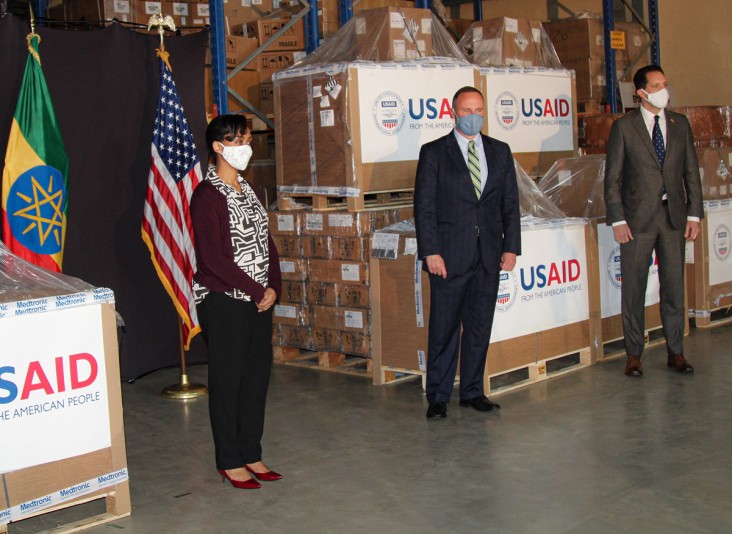 Image of Ethiopian minister of health and US Ambassador and USAID Ethiopia Mission Director 