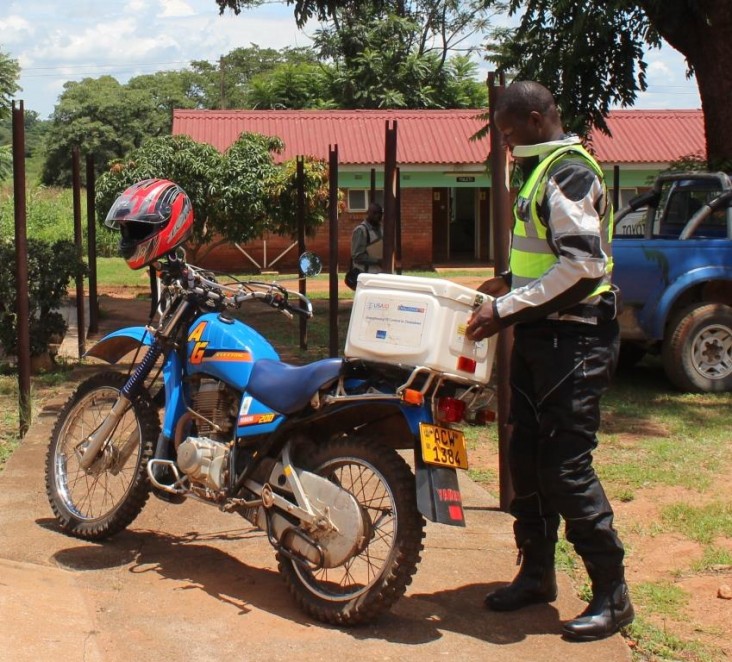 Riders for Health deliver TB specimens