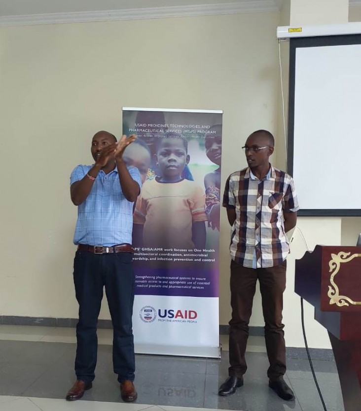 This hand hygiene demonstration was conducted during USAID’s MTaPS training for master trainers. The training focused on providing optimized care for infected patients as well as how to limit secondary infections among healthcare workers, other patients, and close contacts.