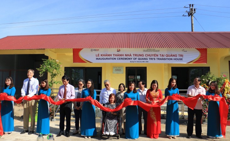 USAID supports the launch of Quang Tri province’s first transition house.