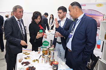 The forum featured business-to-business meetings, discussions, presentations and product exhibitions designed to link Kyrgyzstani producers with produce buyers, and to generate investor interest in agriculture.