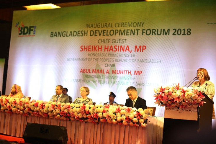 USAID Mission Director Janina Jaruzelski delivers remarks at Bangladesh Development Forum 2018.