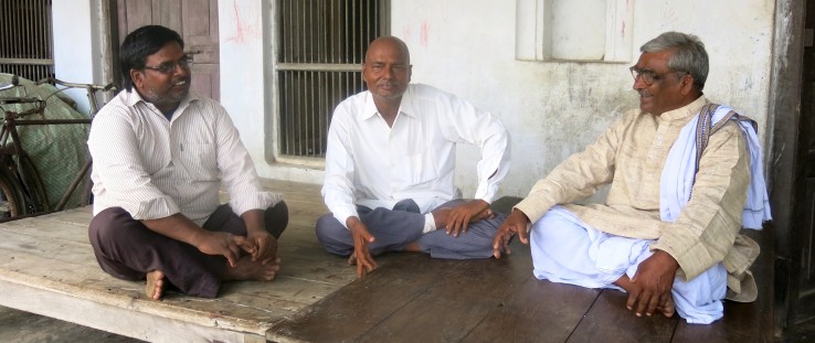 Left to right: Farmers Ramawadh Chaudhary, Ashwini Nayak and Nathuni Singh