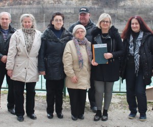 Sanja Idrizovic (third from right) with participants of her psychological counseling workshop in Konjic, Bosnia and Herzegovina. 