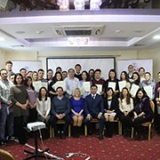 Кыргызстандык 31 гид USAIDдин колдоосу менен WFTGA адистери өткөргөн окуудан кийин сертификат алышты. 