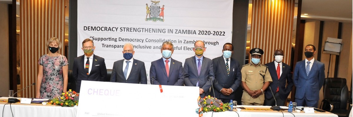 Chargé d’Affaires a.i. David Young participates in the launch of the Democracy Strengthening Zambia Project with fellow diplomats.